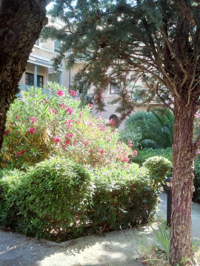L'Ancien Couvent Sur Jardin, Havre De Paix En Centre Ville A 100M De La Mer Avec Parking Privatif Сет Экстерьер фото